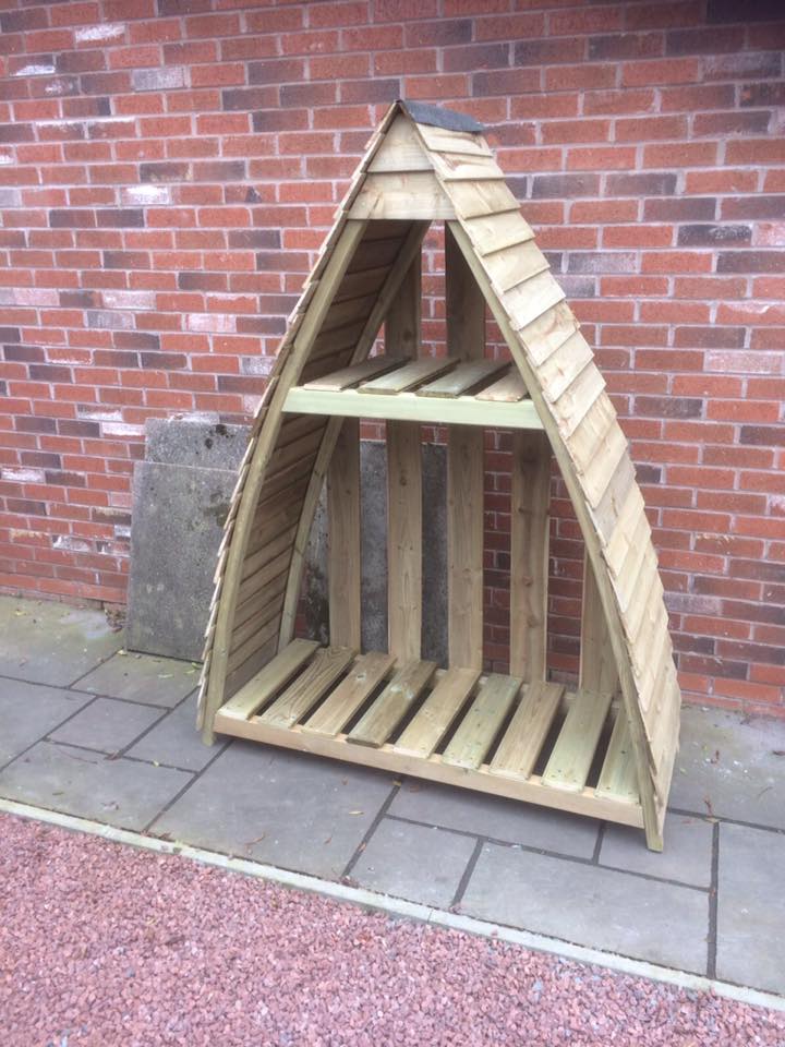 Gallion Garden Wooden Log Store GL1 • Flower Gardens Leeds centre